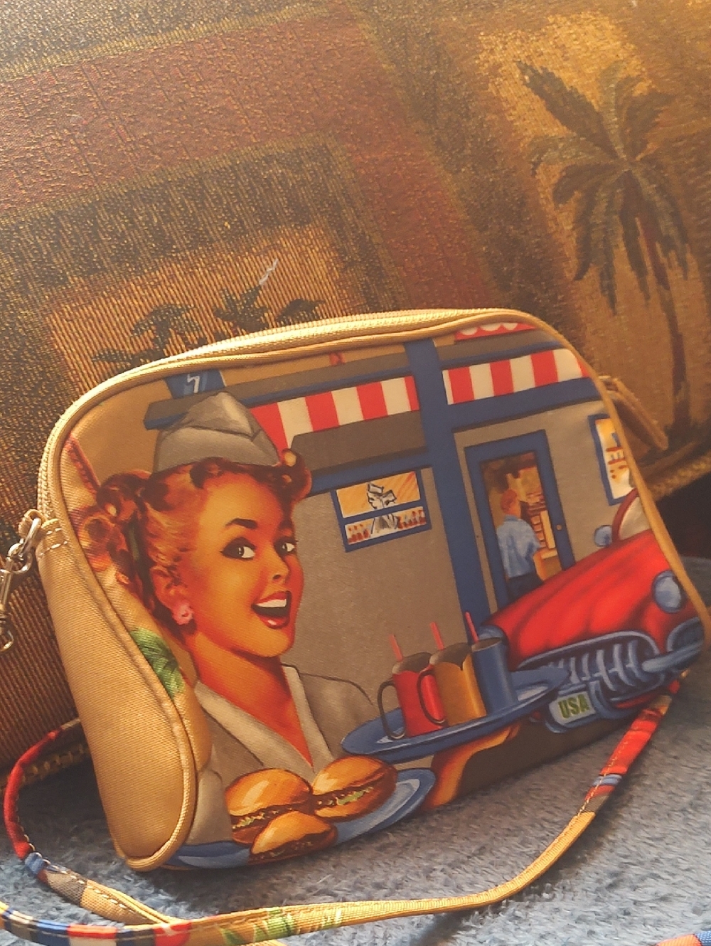 Retro Diner Print Women's Crossbody Bag - Beige/Tan - Picture 4 of 7